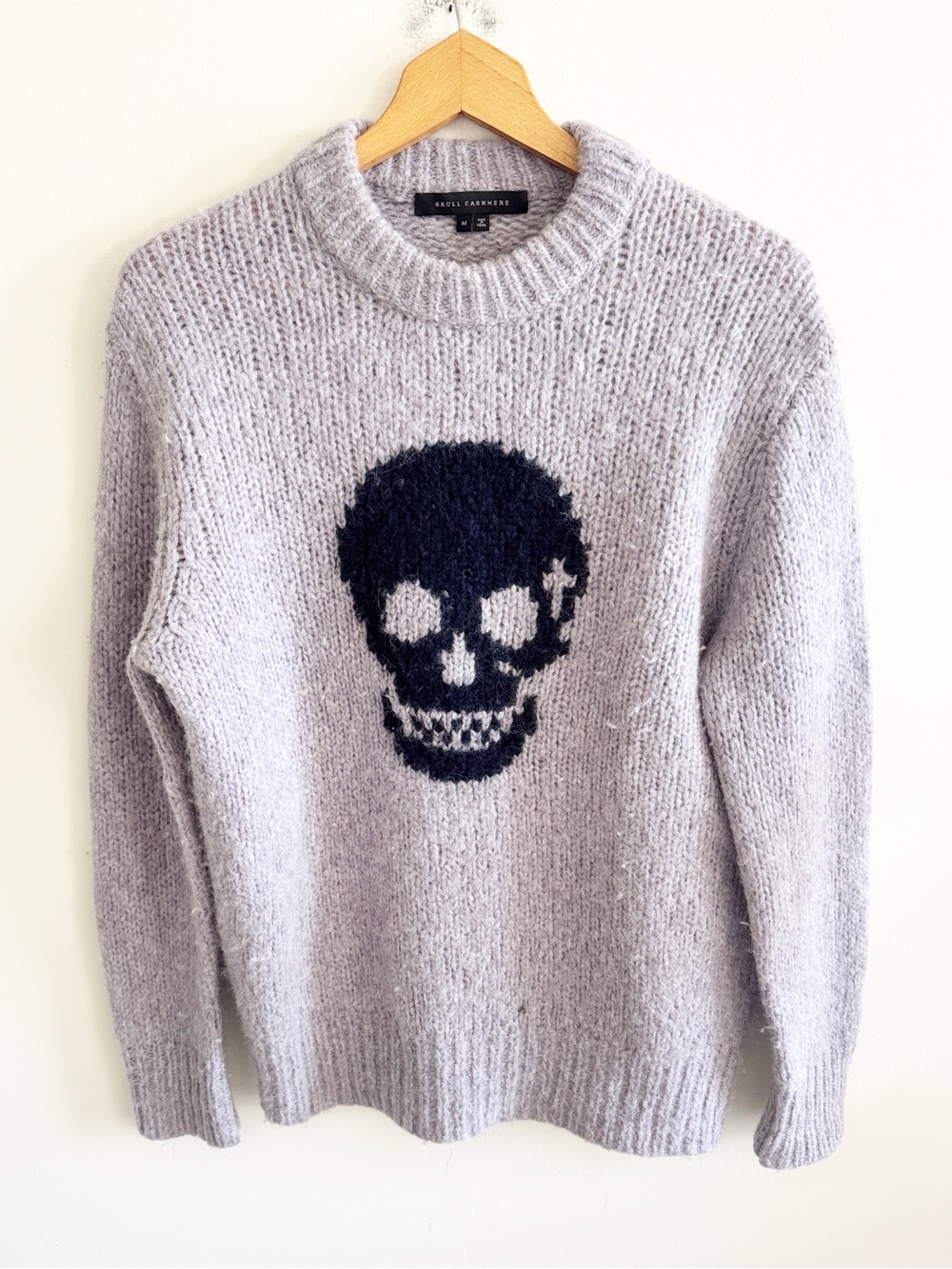 Skull cashmere gray long sleeve wool/alpaca fuzzy knit crewneck sweater sz M